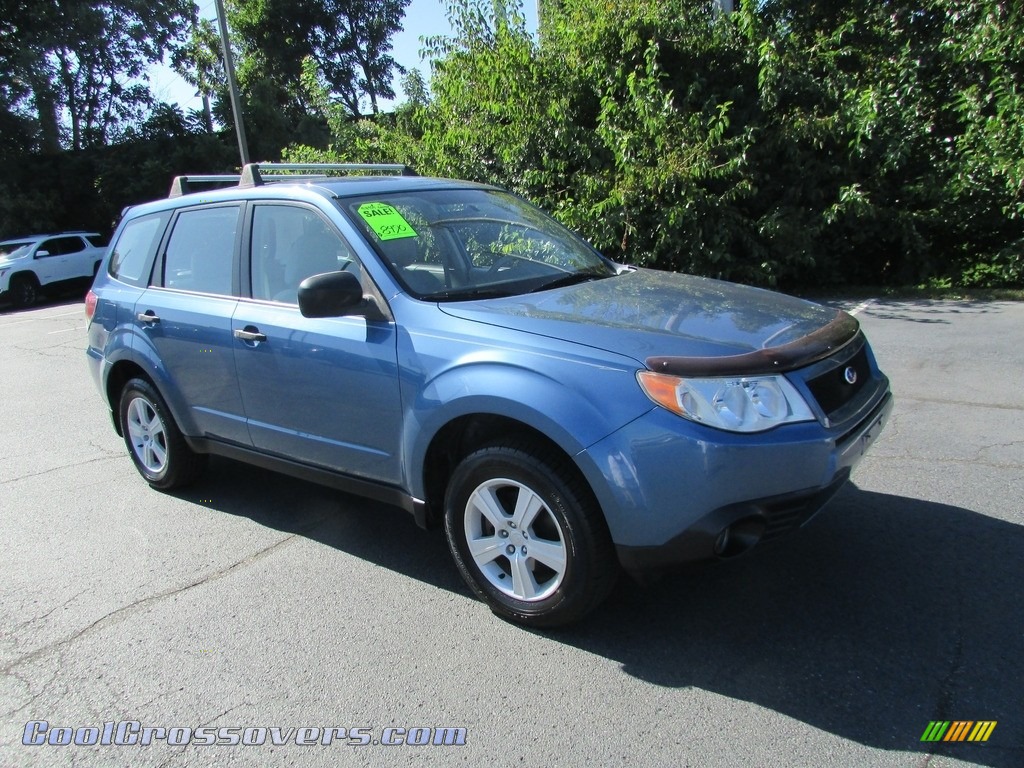 2010 Forester 2.5 X - Newport Blue Pearl / Platinum photo #4
