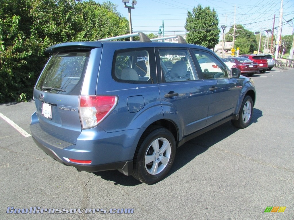 2010 Forester 2.5 X - Newport Blue Pearl / Platinum photo #6