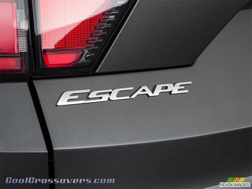 2019 Escape SEL 4WD - Agate Black / Medium Light Stone photo #72
