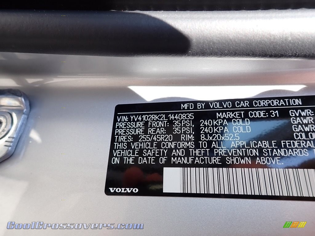 2020 XC60 T5 AWD Momentum - Bright Silver Metallic / Blonde photo #11