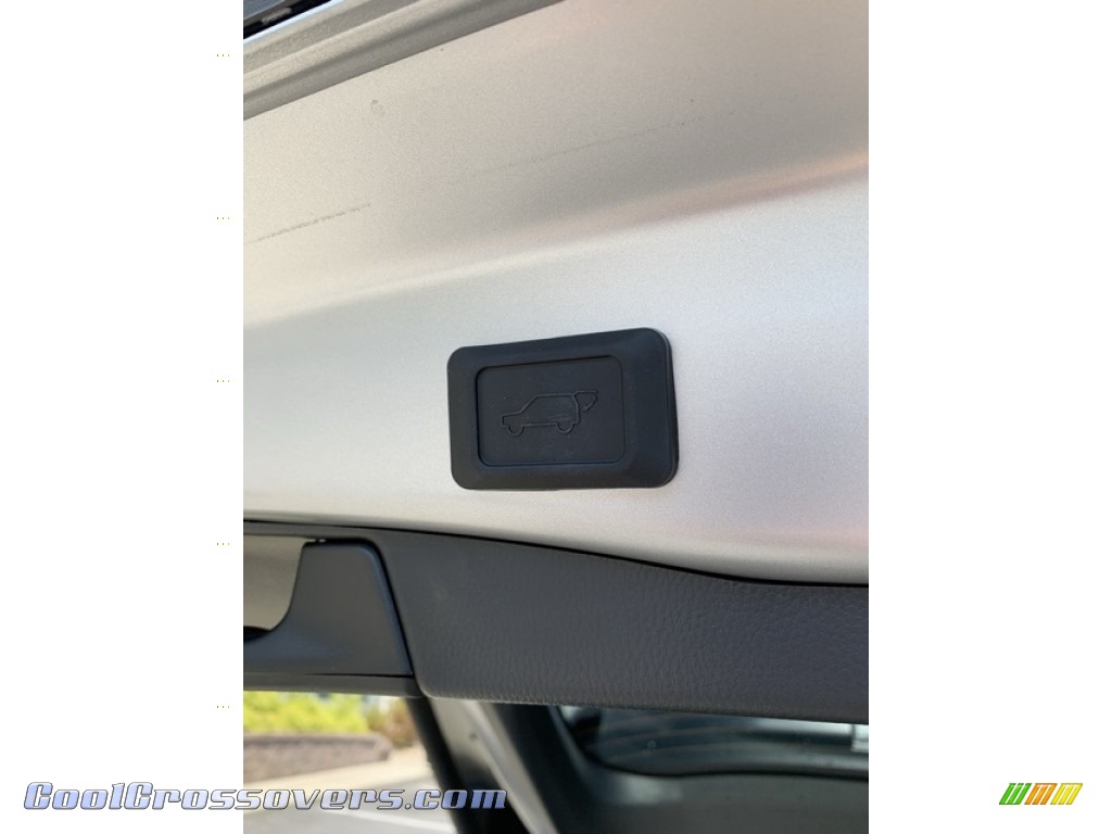 2019 RAV4 Limited AWD Hybrid - Silver Sky Metallic / Black photo #24