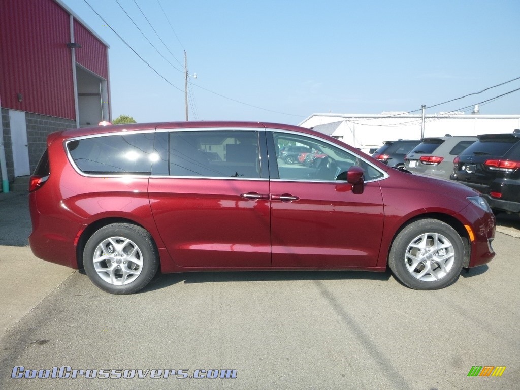 2020 Pacifica Touring - Velvet Red Pearl / Alloy/Black photo #3