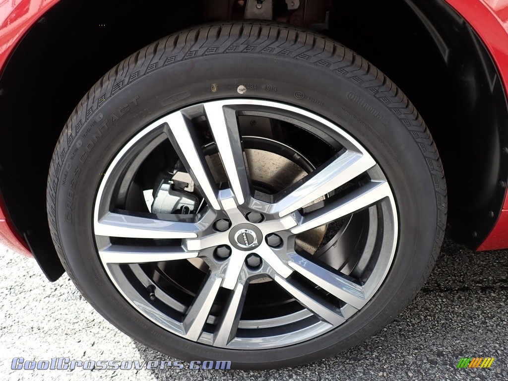 2020 XC60 T5 AWD Momentum - Fusion Red Metallic / Blonde photo #6