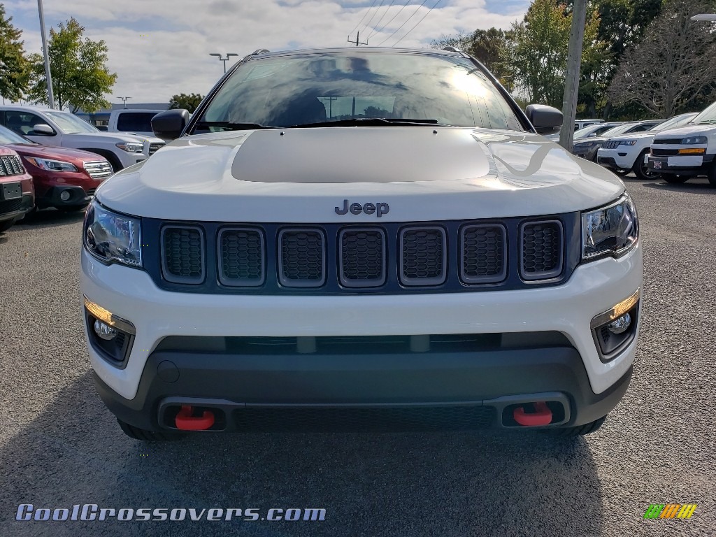 2020 Compass Trailhawk 4x4 - White / Ruby Red/Black photo #2