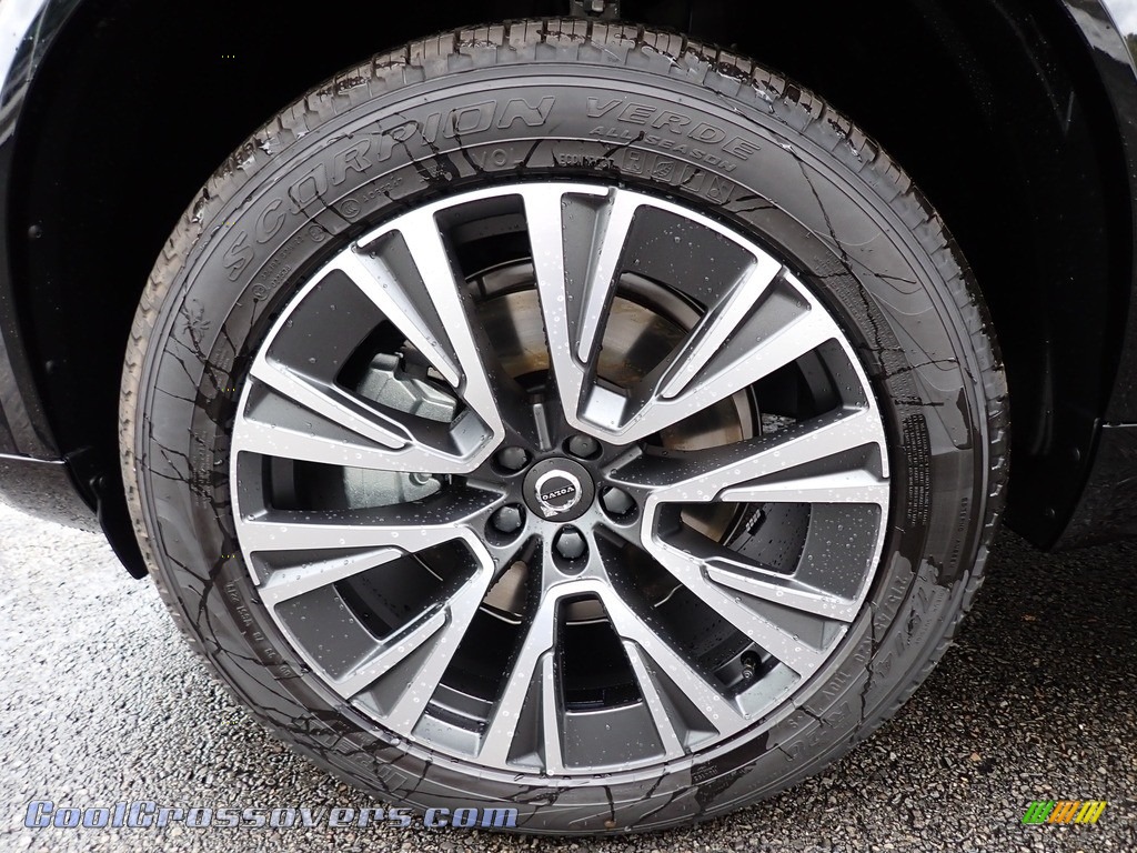 2020 XC90 T5 AWD Momentum - Onyx Black Metallic / Charcoal photo #6