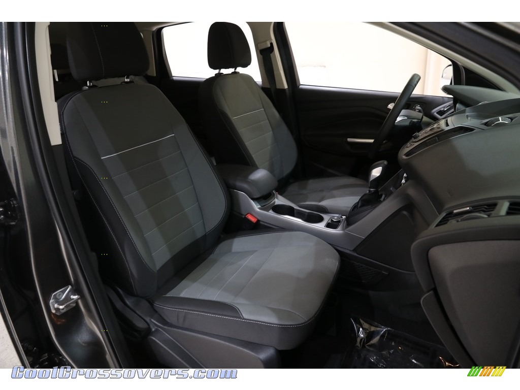 2015 Escape SE 4WD - Magnetic Metallic / Charcoal Black photo #16