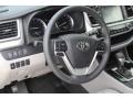 Toyota Highlander XLE Predawn Gray Mica photo #13