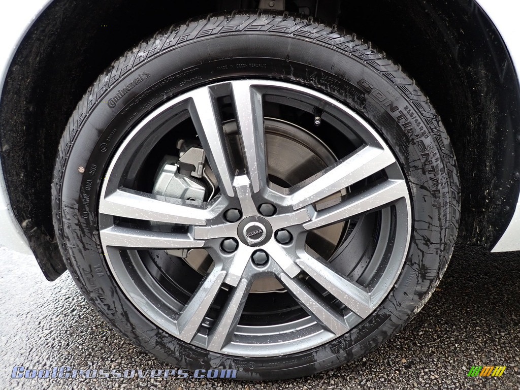 2020 XC60 T6 AWD Momentum - Crystal White Metallic / Blonde photo #6