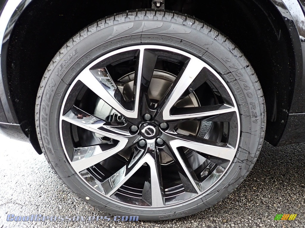 2020 XC90 T6 AWD Momentum - Onyx Black Metallic / Charcoal photo #6