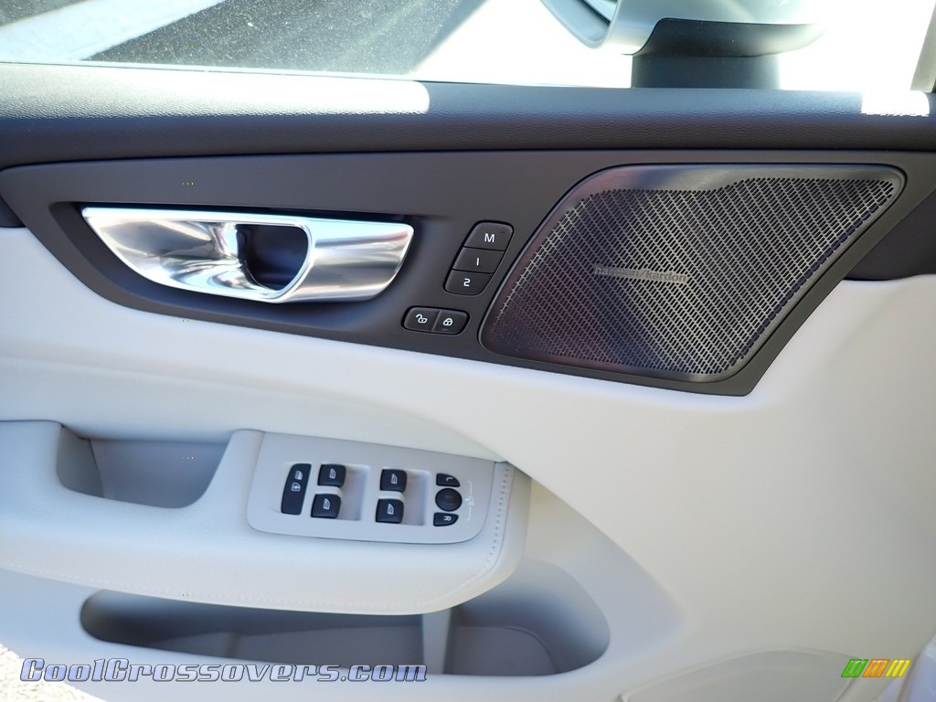 2020 XC60 T5 AWD Inscription - Bright Silver Metallic / Blonde photo #10