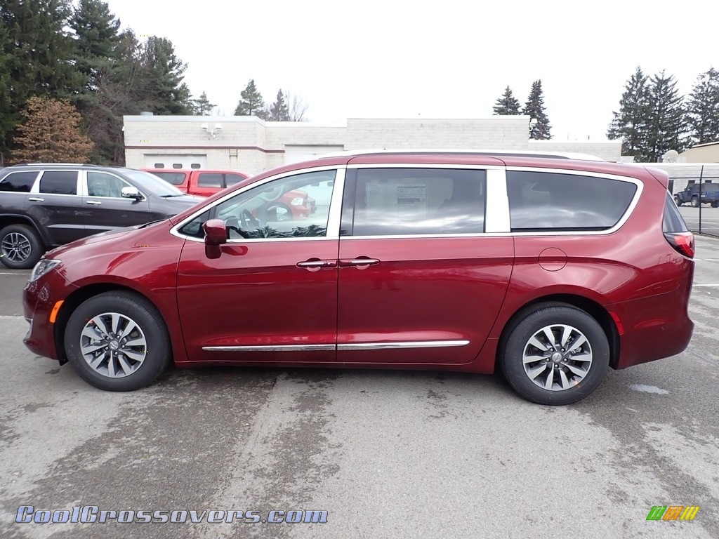 2020 Pacifica Touring L Plus - Velvet Red Pearl / Alloy/Black photo #2