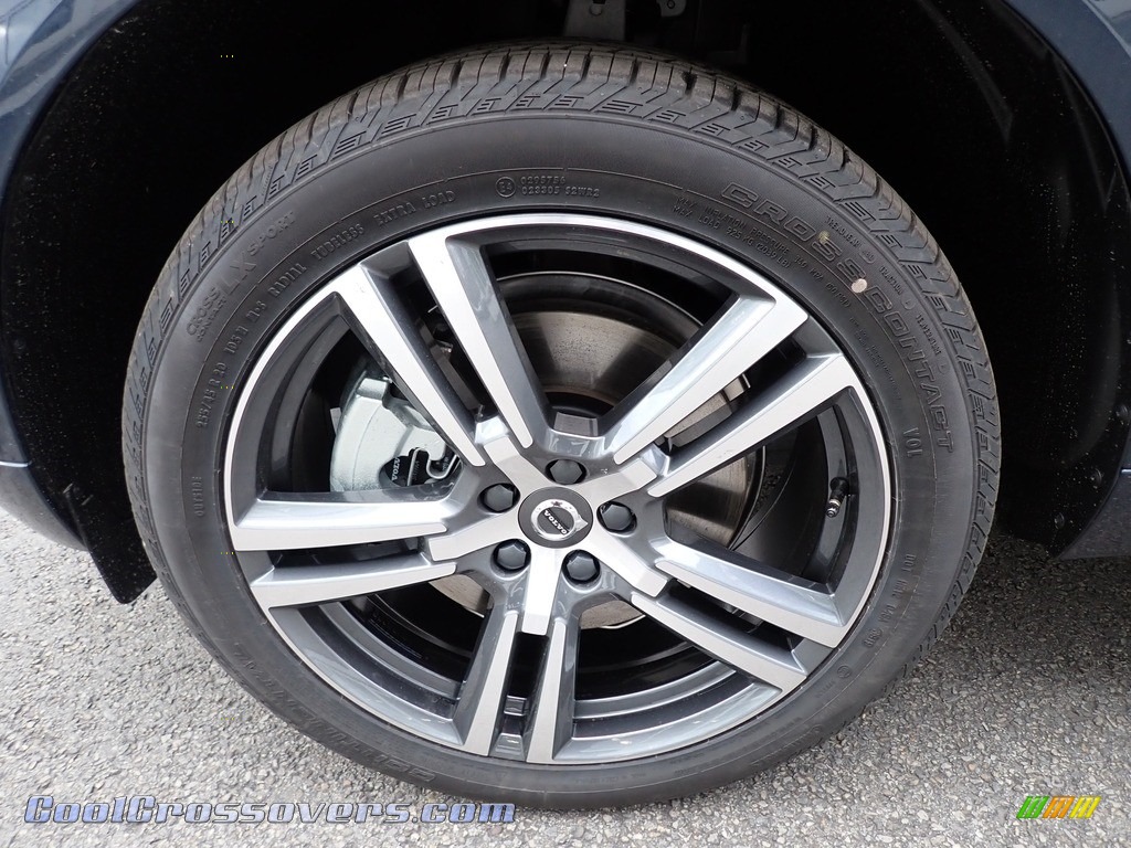 2020 XC60 T6 AWD Momentum - Denim Blue Metallic / Amber photo #6