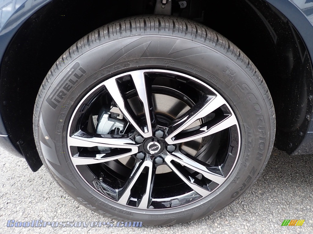 2020 XC60 T5 AWD Momentum - Denim Blue Metallic / Amber photo #6