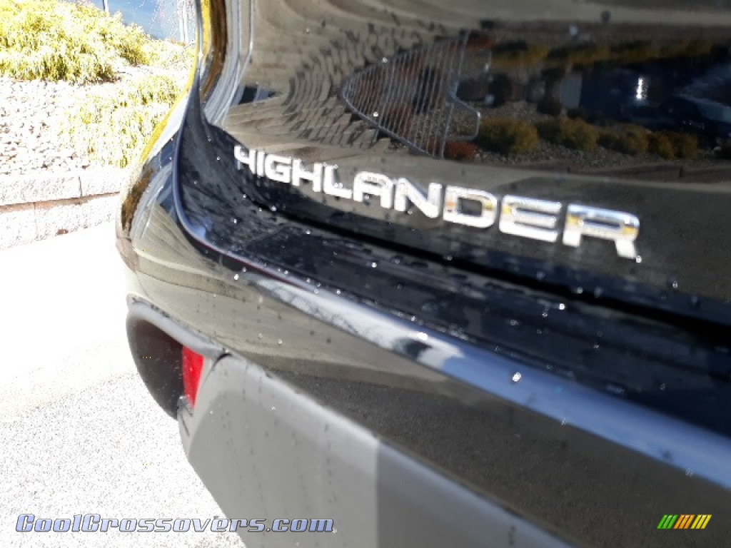 2020 Highlander XLE AWD - Midnight Black Metallic / Graphite photo #55