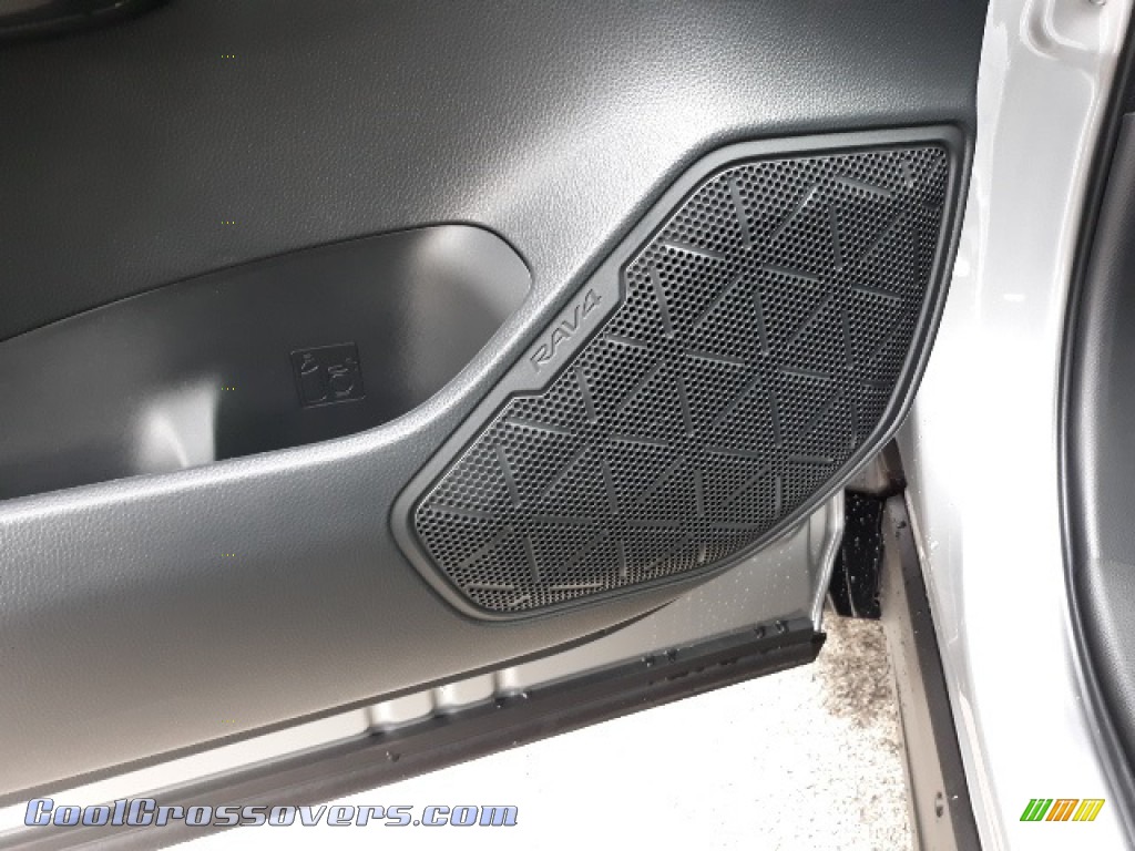 2020 RAV4 XSE AWD Hybrid - Silver Sky Metallic / Black photo #27