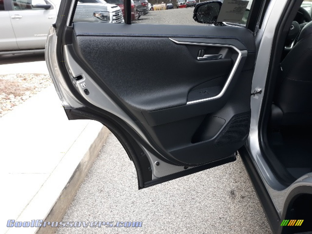2020 RAV4 XSE AWD Hybrid - Silver Sky Metallic / Black photo #32