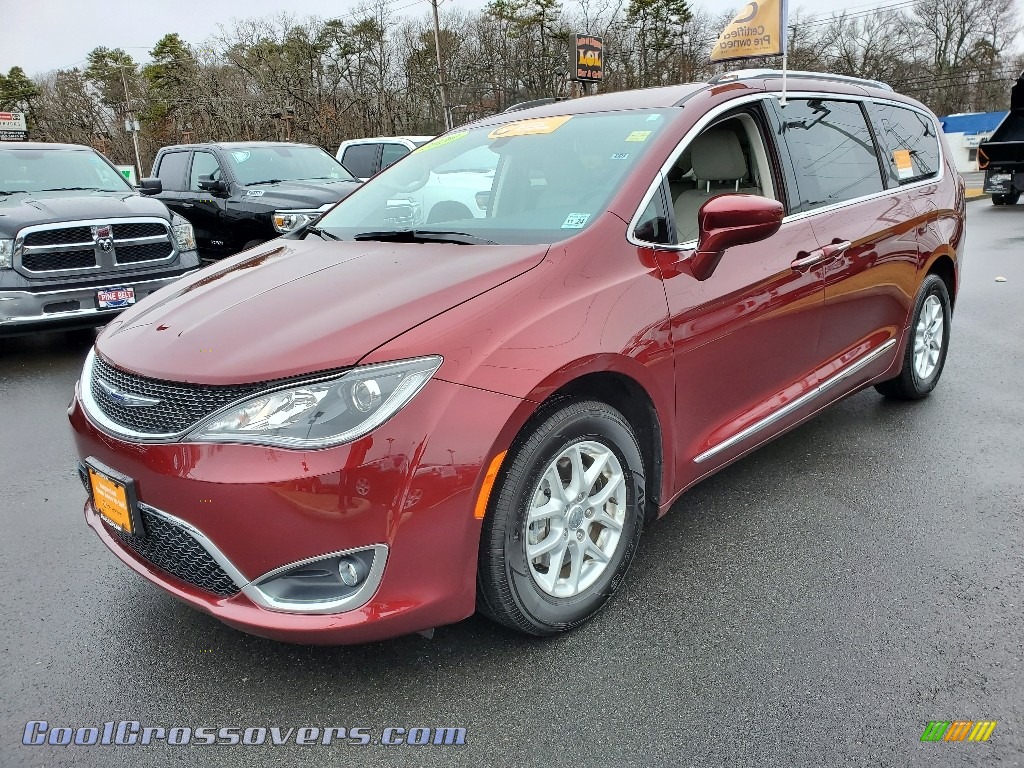 2020 Pacifica Touring L - Velvet Red Pearl / Alloy/Black photo #17