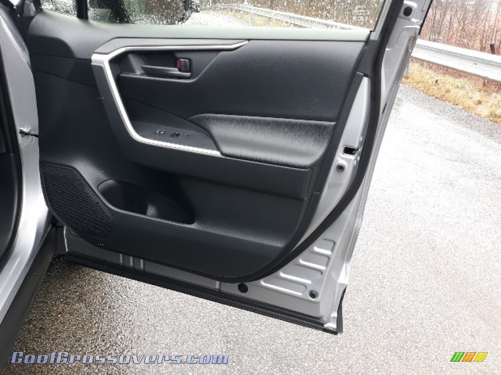 2020 RAV4 LE AWD Hybrid - Silver Sky Metallic / Black photo #41