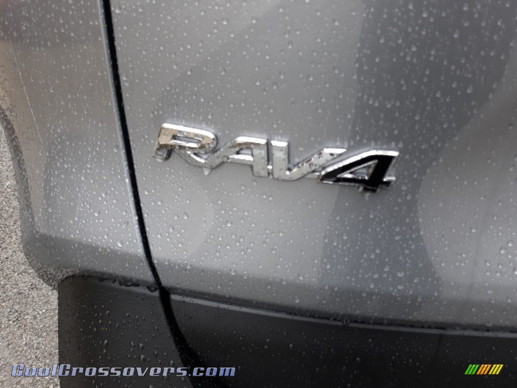 2020 RAV4 LE AWD Hybrid - Silver Sky Metallic / Black photo #46