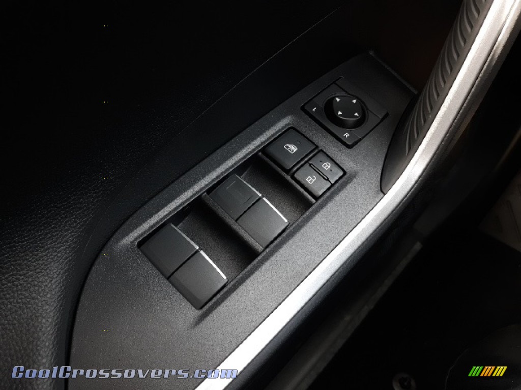 2020 RAV4 XSE AWD Hybrid - Blizzard White Pearl / Black photo #8