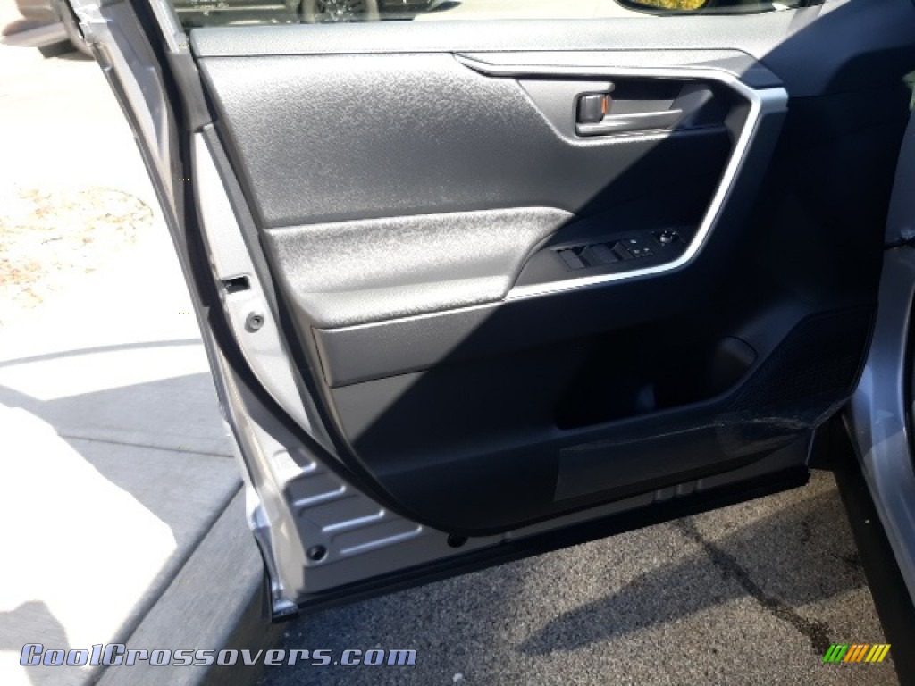 2020 RAV4 LE AWD Hybrid - Silver Sky Metallic / Black photo #23