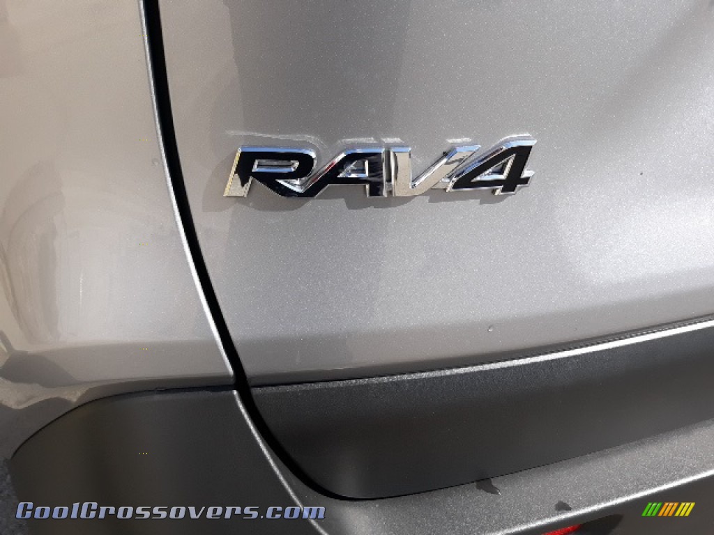 2020 RAV4 LE AWD Hybrid - Silver Sky Metallic / Black photo #35