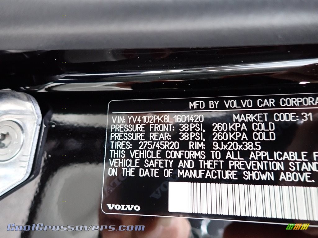 2020 XC90 T5 AWD Momentum - Onyx Black Metallic / Blond photo #11