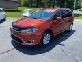 Chrysler Pacifica Touring L Plus Copper Pearl photo #2