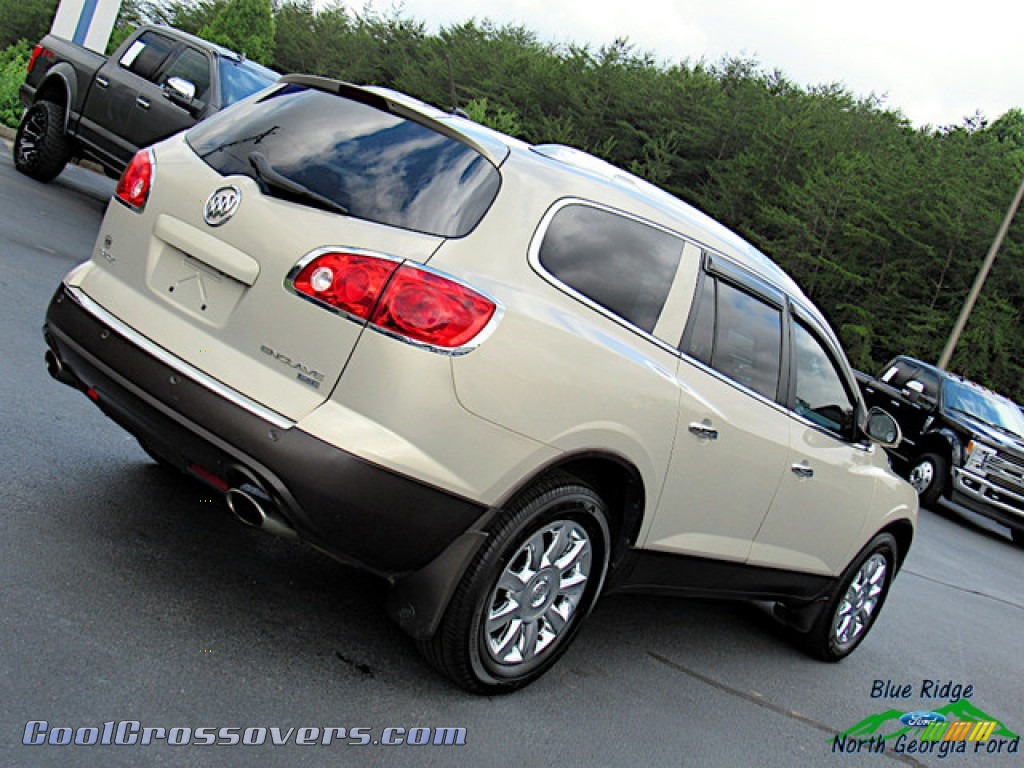 2011 Enclave CXL AWD - Gold Mist Metallic / Cashmere/Cocoa photo #33