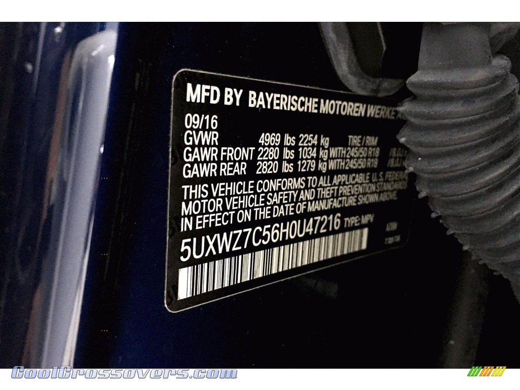 2017 X3 sDrive28i - Deep Sea Blue Metallic / Black photo #36