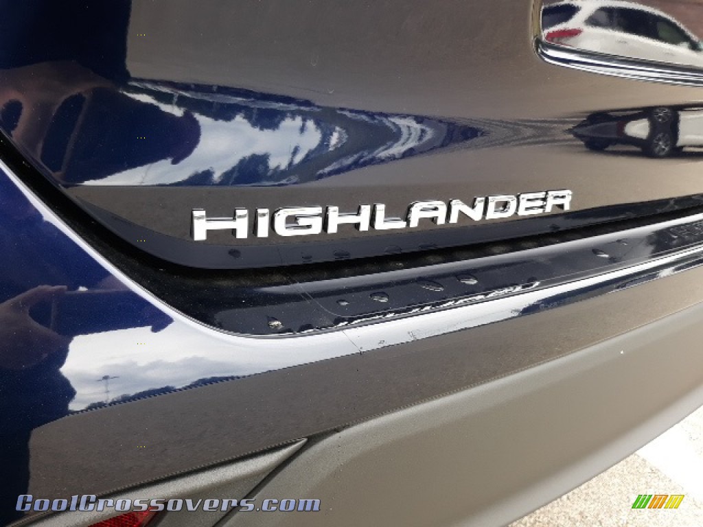 2020 Highlander XLE AWD - Blueprint / Black photo #39