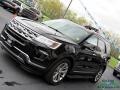 Ford Explorer Limited Shadow Black photo #33