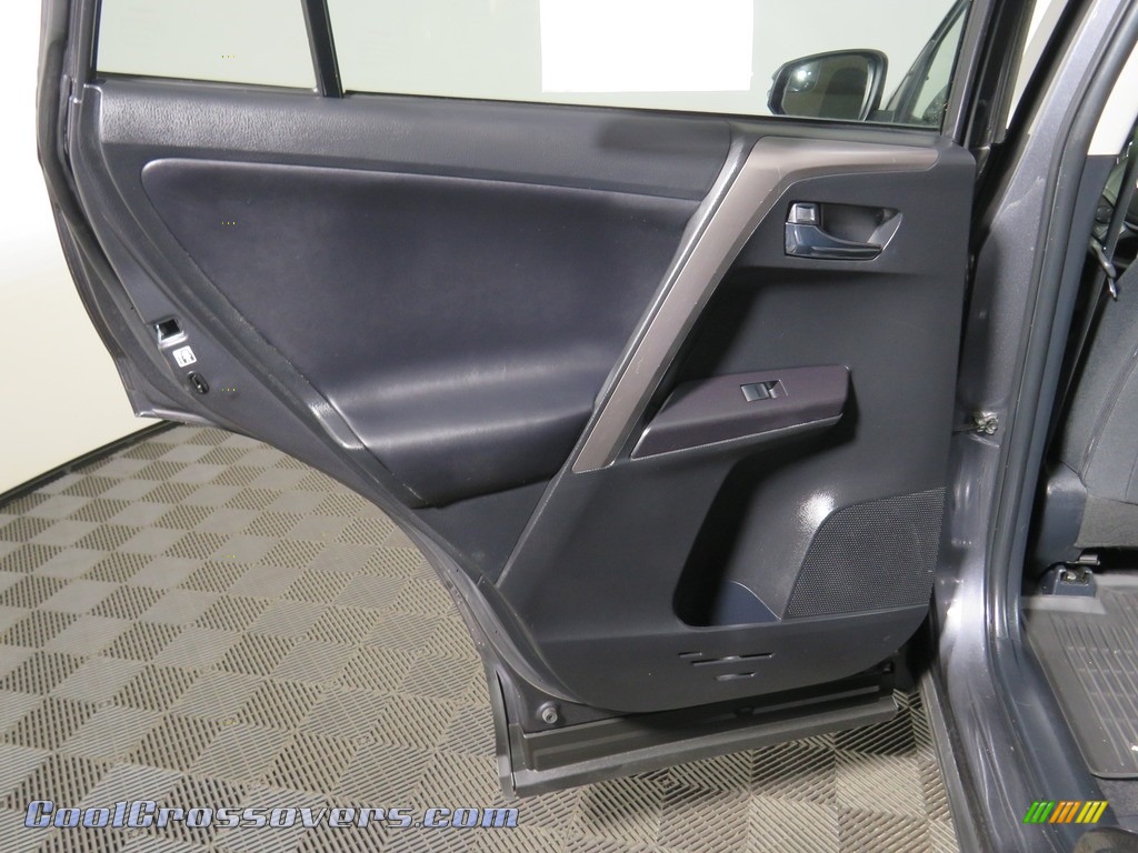 2017 RAV4 XLE AWD Hybrid - Magnetic Gray Metallic / Black photo #21
