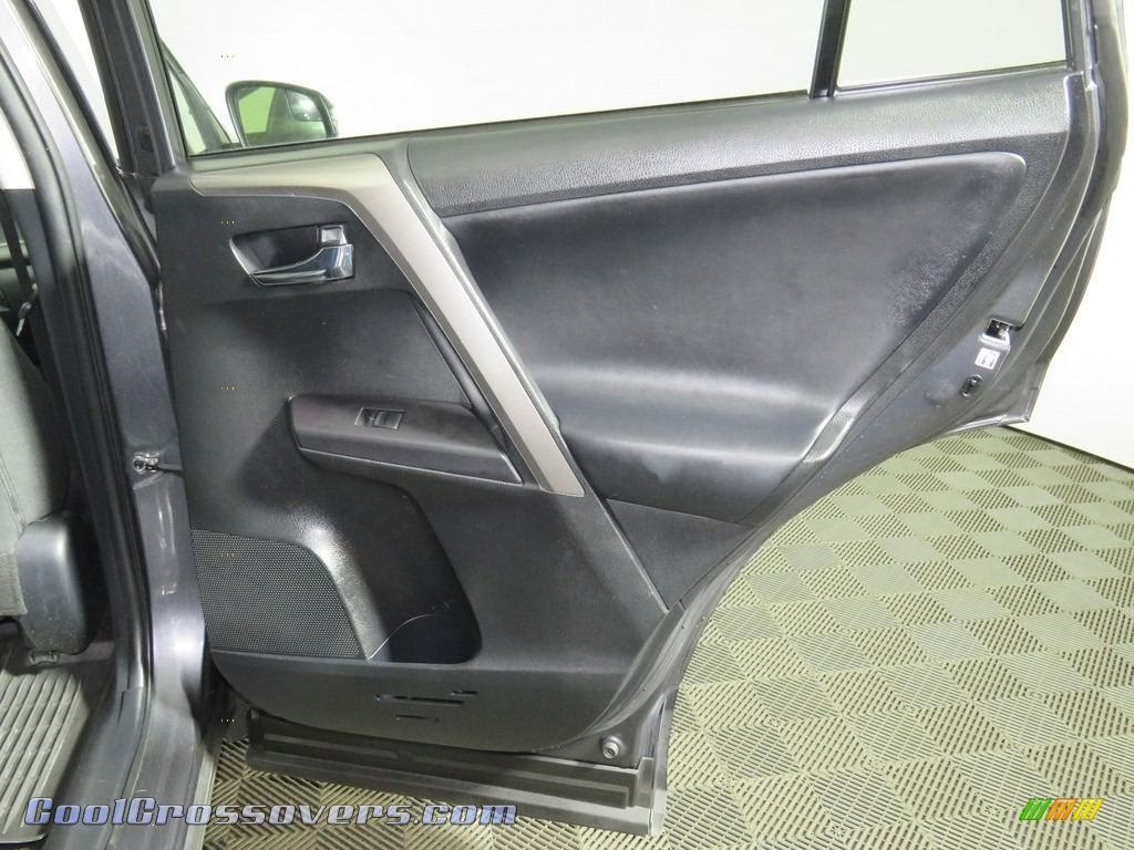2017 RAV4 XLE AWD Hybrid - Magnetic Gray Metallic / Black photo #23