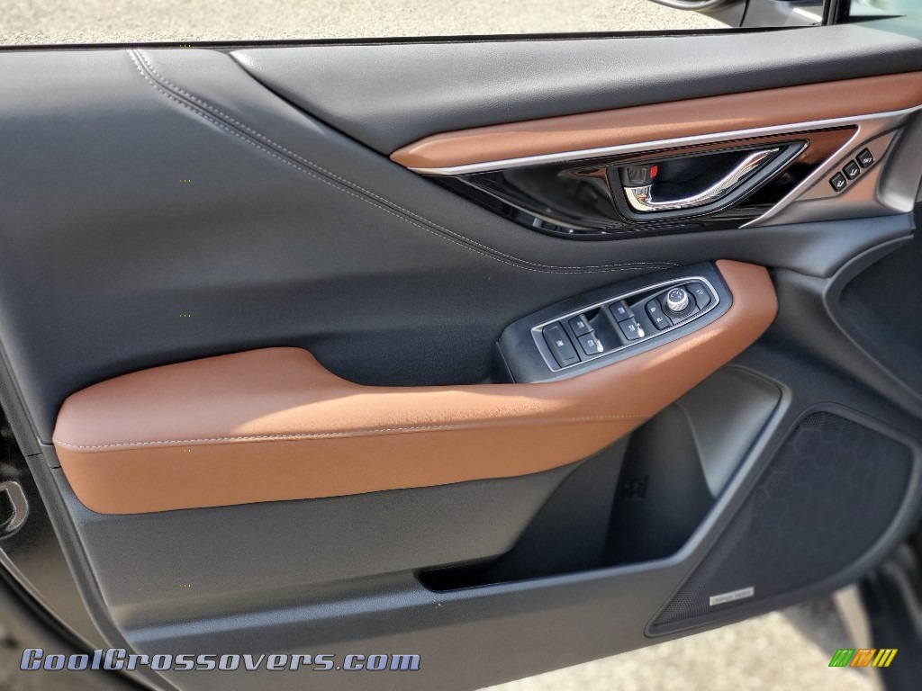 2020 Outback Touring XT - Crystal Black Silica / Java Brown photo #13