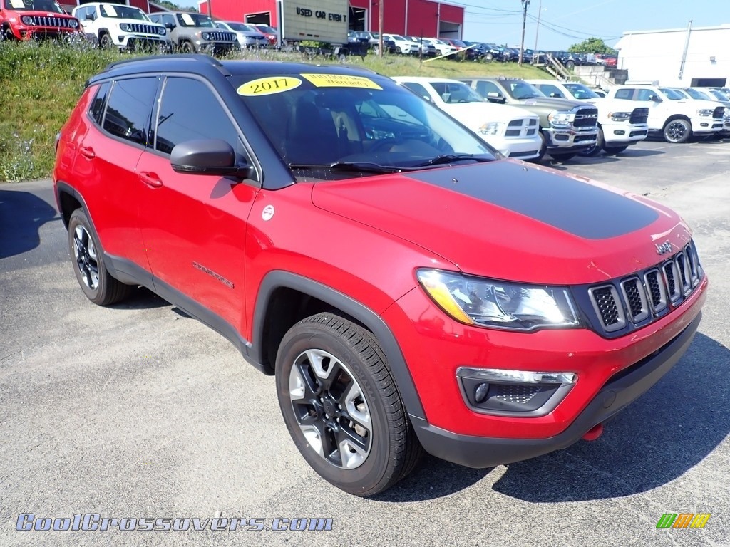 2017 Compass Trailhawk 4x4 - Redline 2 Coat Pearl / Black/Ruby Red photo #8