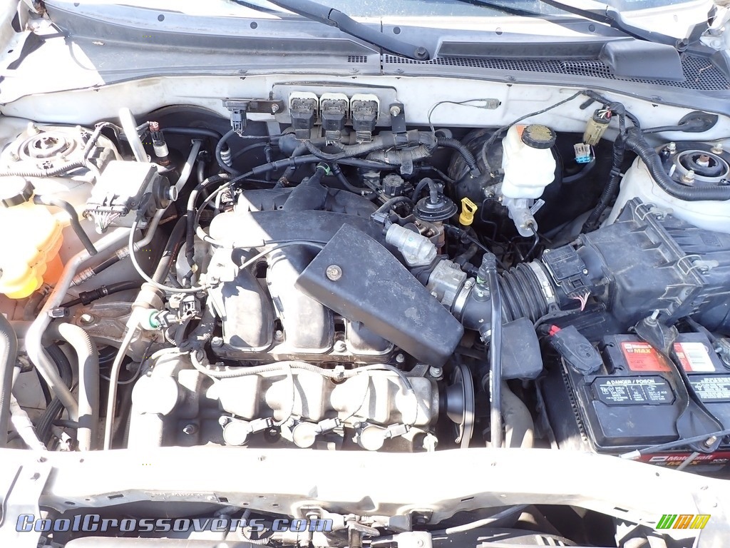 2005 Escape XLT V6 4WD - Oxford White / Medium/Dark Flint Grey photo #6