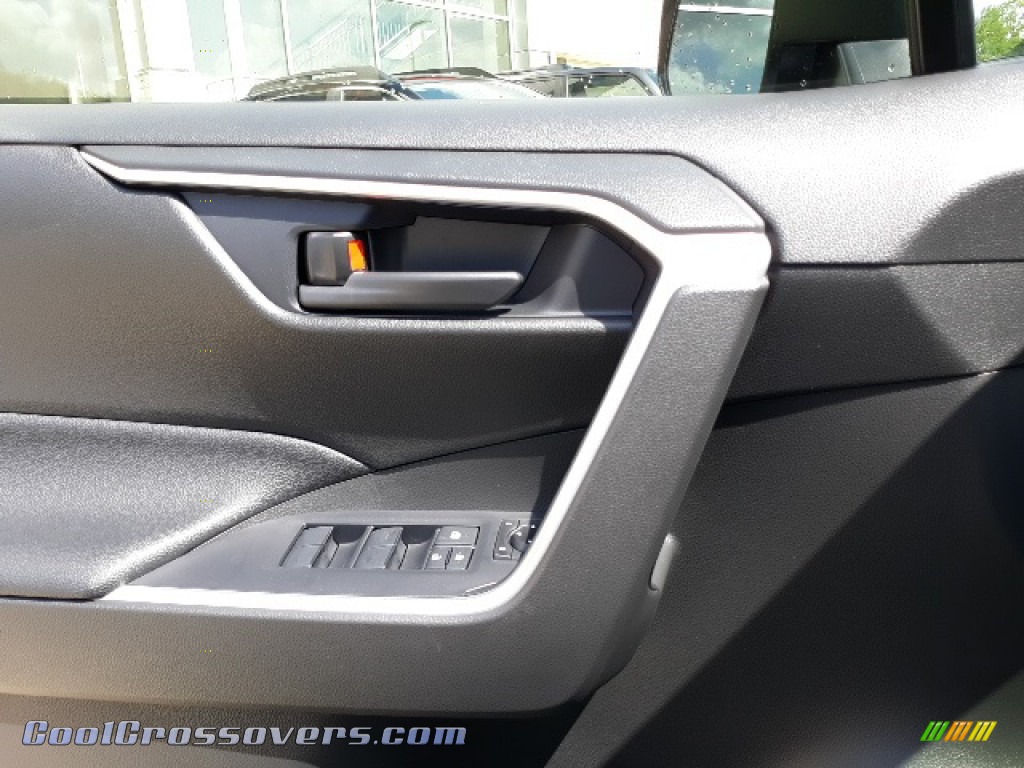 2020 RAV4 LE AWD Hybrid - Silver Sky Metallic / Black photo #8