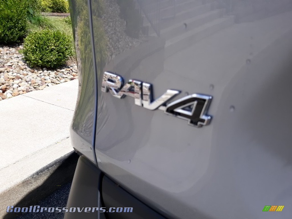 2020 RAV4 LE AWD Hybrid - Silver Sky Metallic / Black photo #34