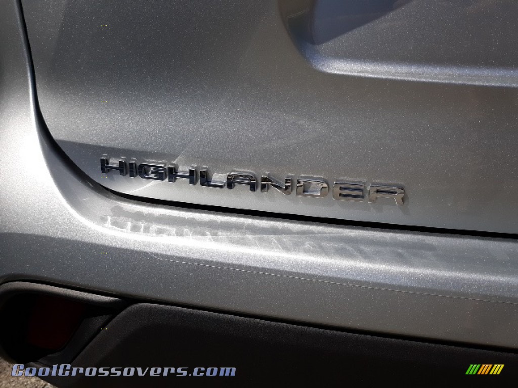 2020 Highlander Hybrid XLE AWD - Celestial Silver Metallic / Black photo #36
