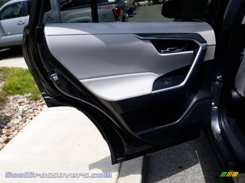 2020 RAV4 XLE AWD - Magnetic Gray Metallic / Light Gray photo #27