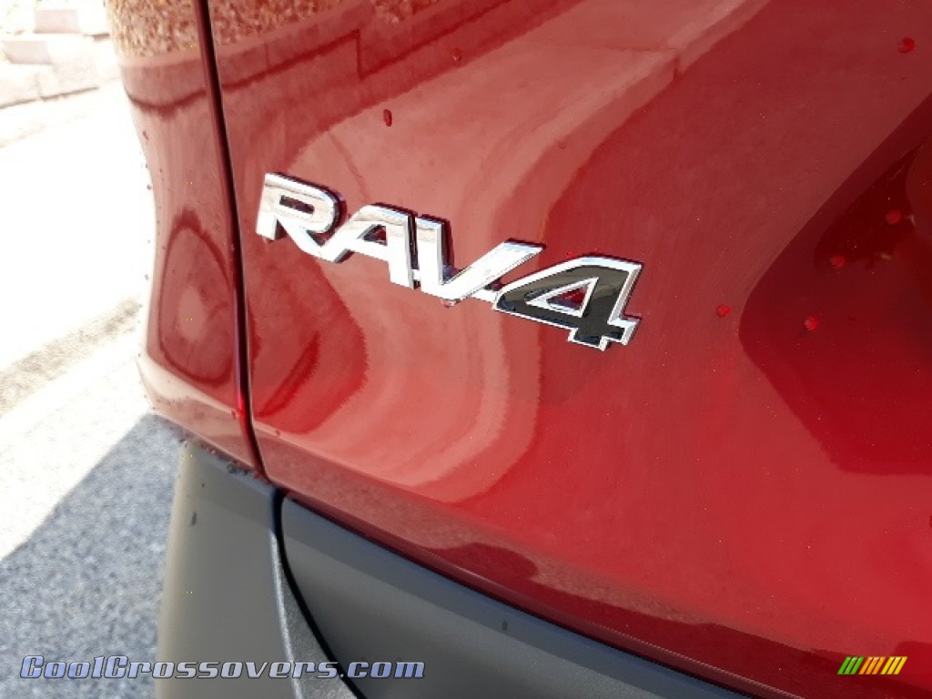 2020 RAV4 XLE AWD - Ruby Flare Pearl / Black photo #27