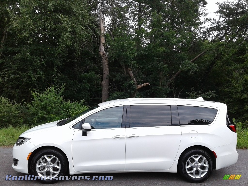 2017 Pacifica Touring L - Bright White / Cognac/Alloy/Toffee photo #1