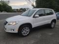 Volkswagen Tiguan S 4Motion Candy White photo #6