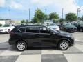 Nissan Rogue S Magnetic Black Pearl photo #3