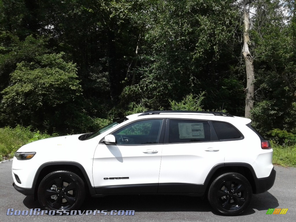Bright White / Black Jeep Cherokee Altitude 4x4