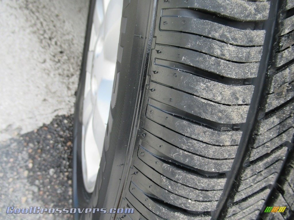 2011 CR-V SE 4WD - Glacier Blue Metallic / Gray photo #8
