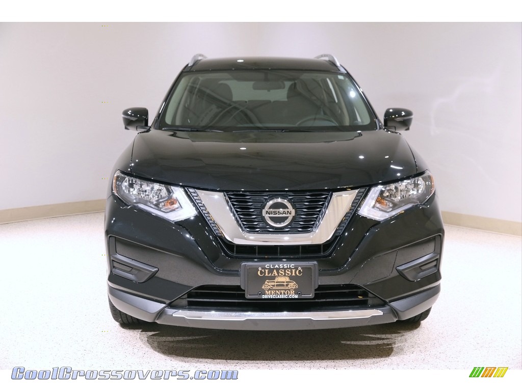 2018 Rogue SV AWD - Magnetic Black / Charcoal photo #2