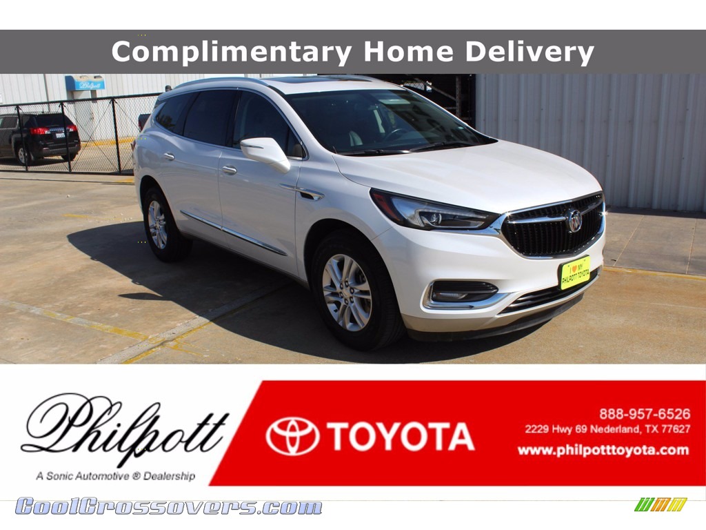 White Frost Tricoat / Dark Galvanized Buick Enclave Essence AWD