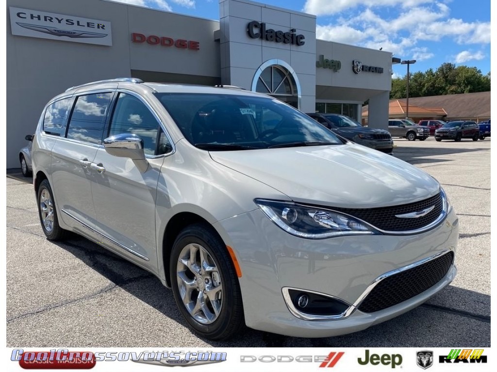 Luxury White Pearl / Alloy/Black Chrysler Pacifica Limited